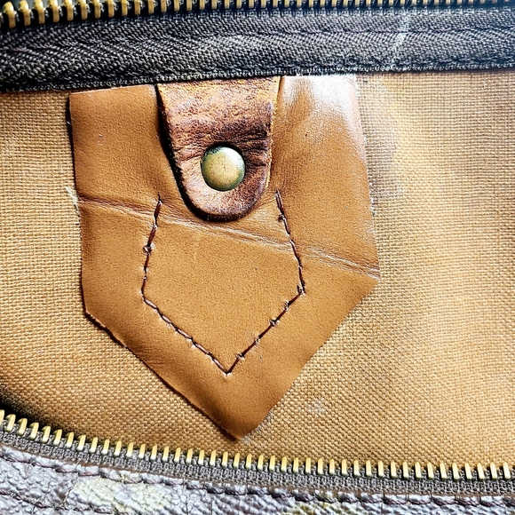 Louis Vuitton Monogram Speedy 30 Bag - Picture 10 of 11